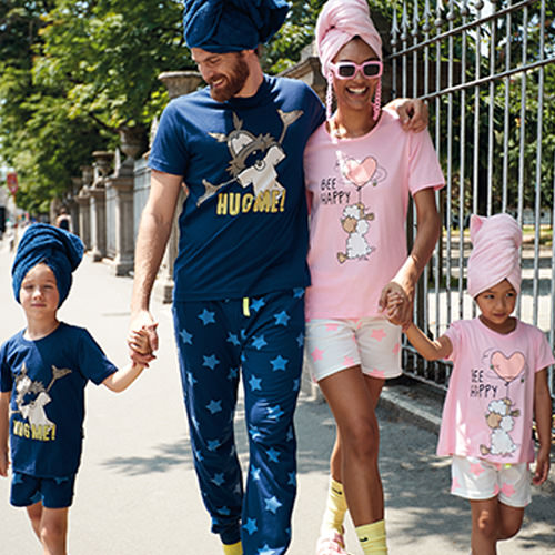 pijamas-happy-people